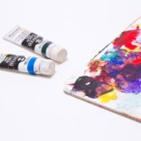 絵の具とパレット